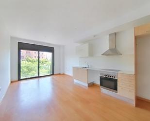 Vista exterior de Apartament en venda en Terrassa amb Calefacció i Terrassa