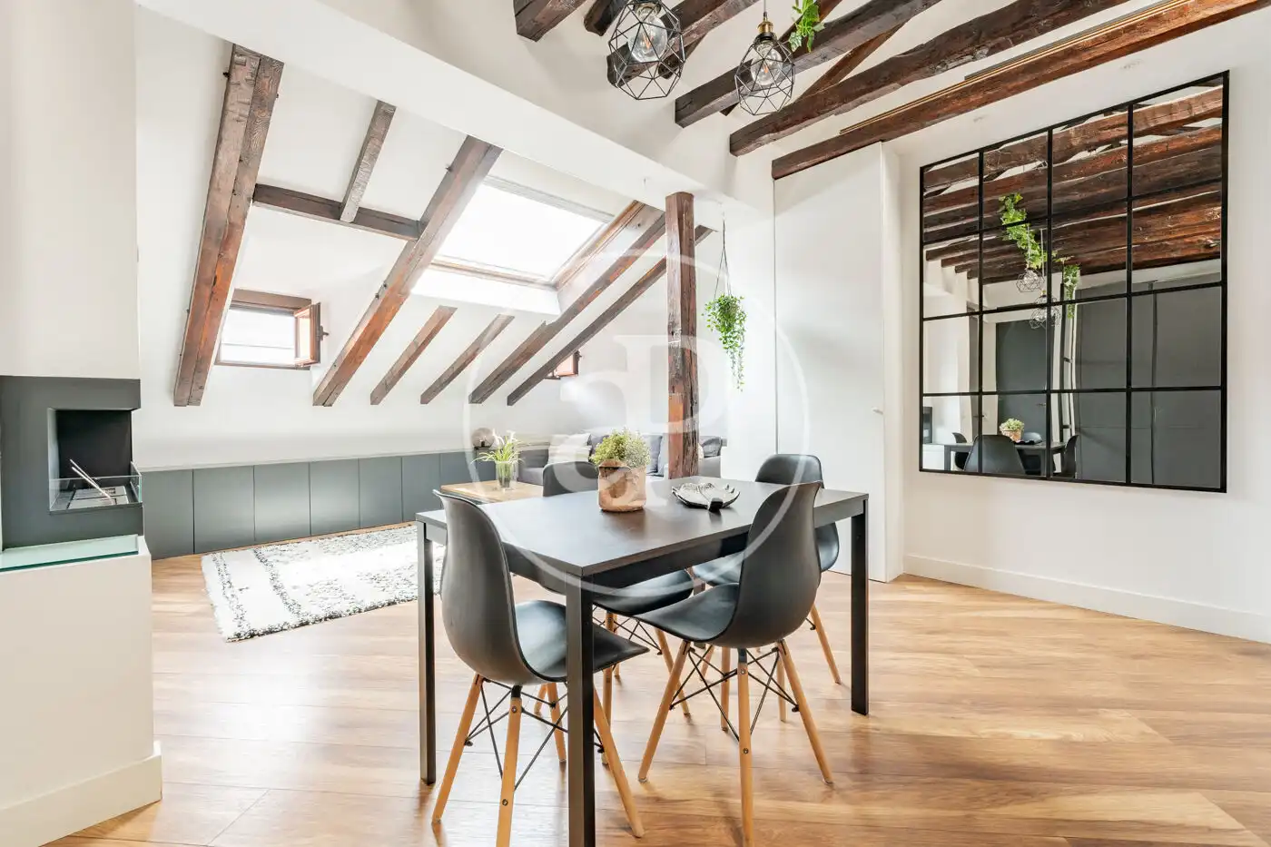 Esszimmer von Dachboden zum Verkauf in Madrid mit Klimaanlage, Heizung und Abstellraum