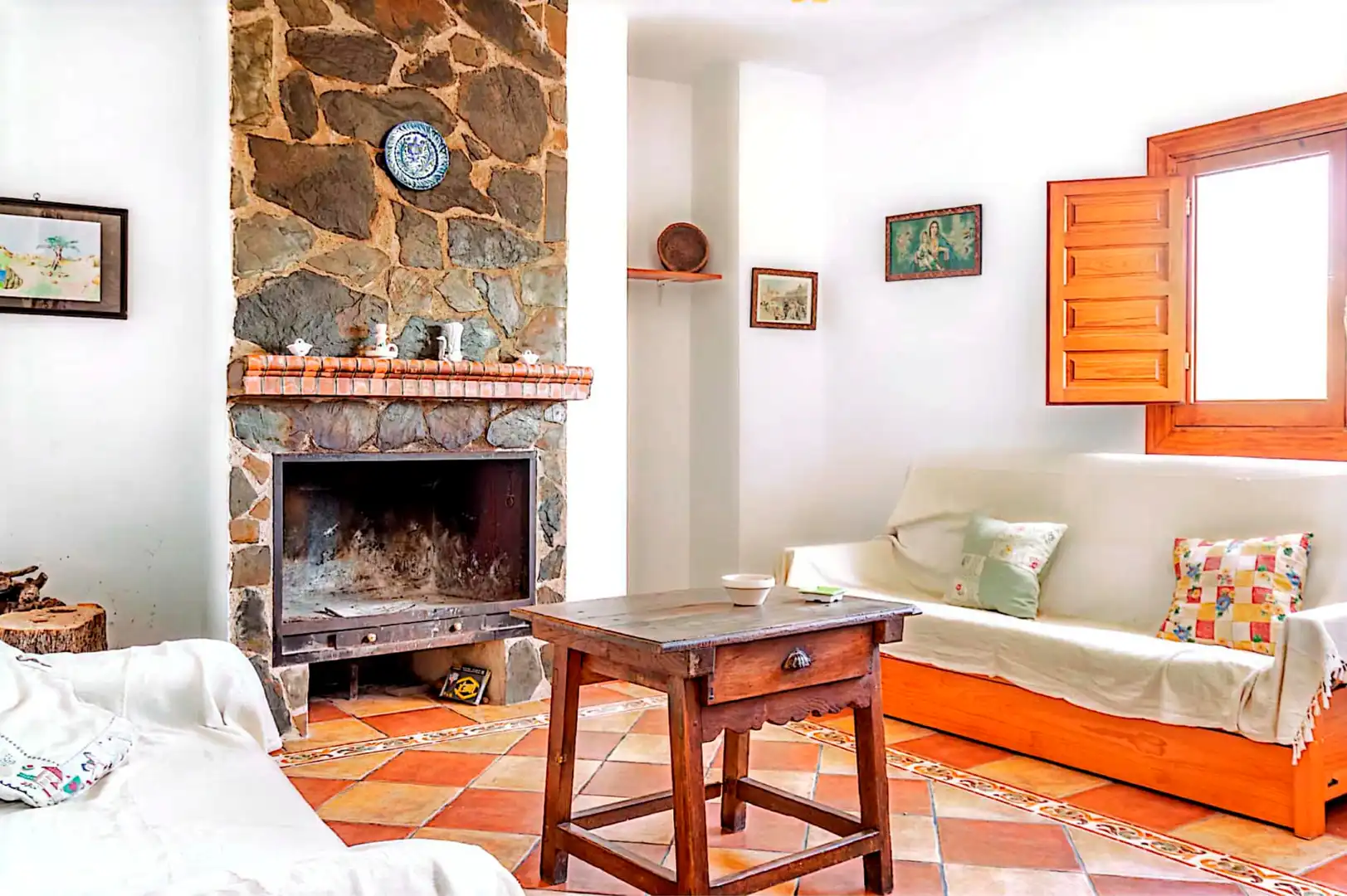 Sala d'estar de Finca rústica en venda en El Pinar amb Terrassa, Piscina i Moblat