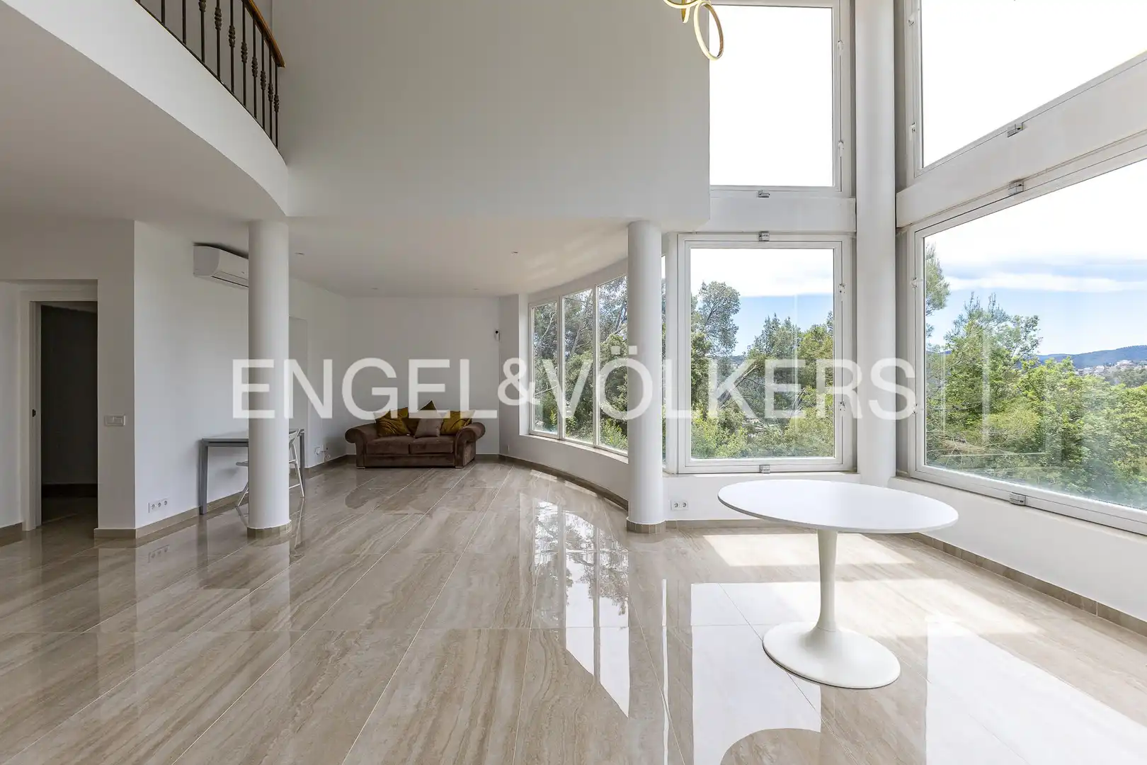 Sala de estar de Casa o chalet de alquiler en Corbera de Llobregat con Aire acondicionado, Calefacción y Jardín privado