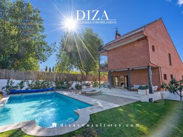 Haus mit Pool zum Verkauf in Avenida Monte Gancedo