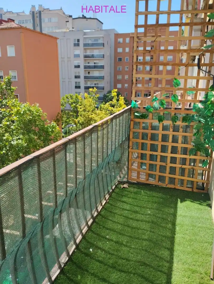 Balcony of Flat for sale in Zaragoza  with Storage room