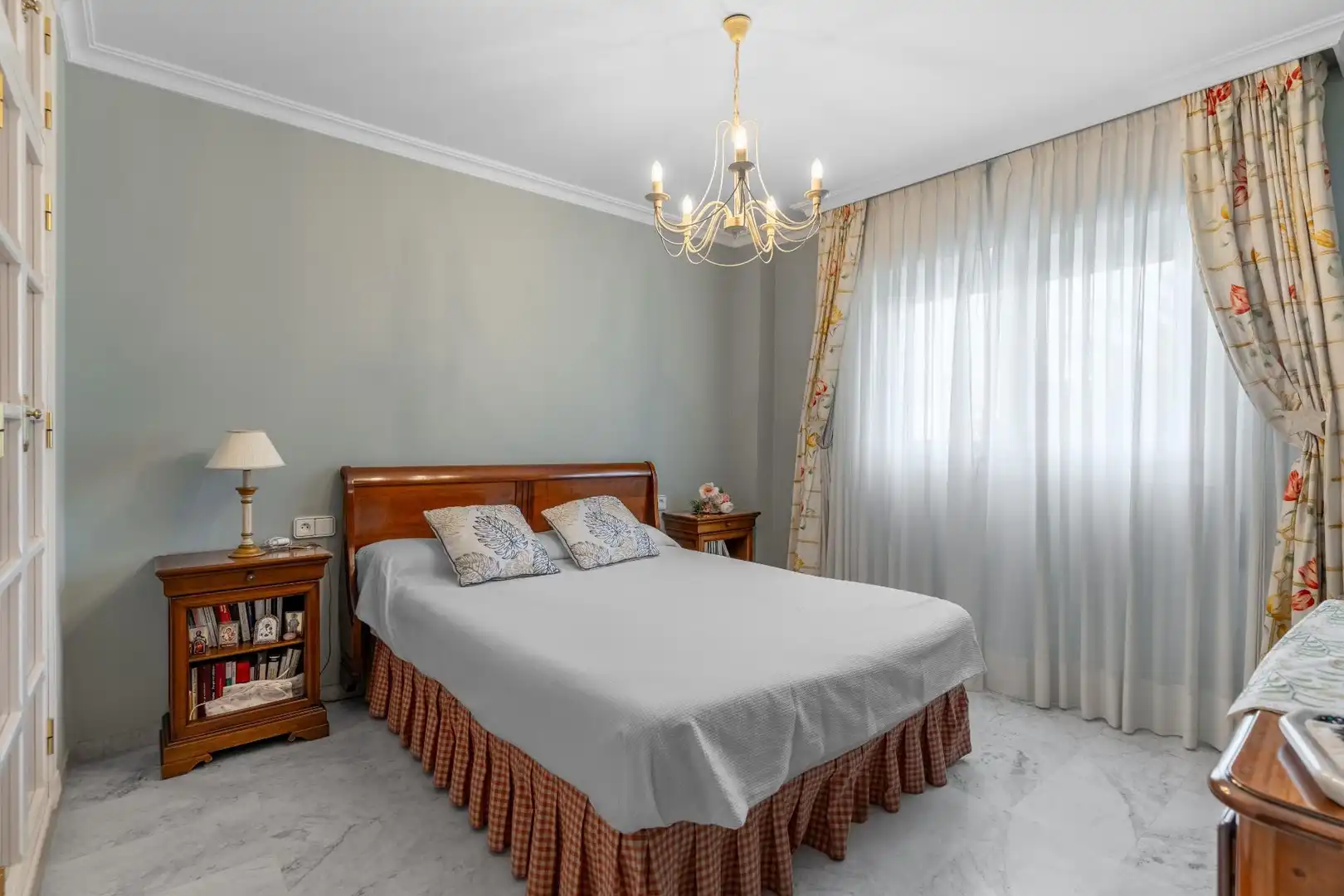 Dormitori de Dúplex en venda en Almería amb Aire condicionat, Calefacció i Jardí privat