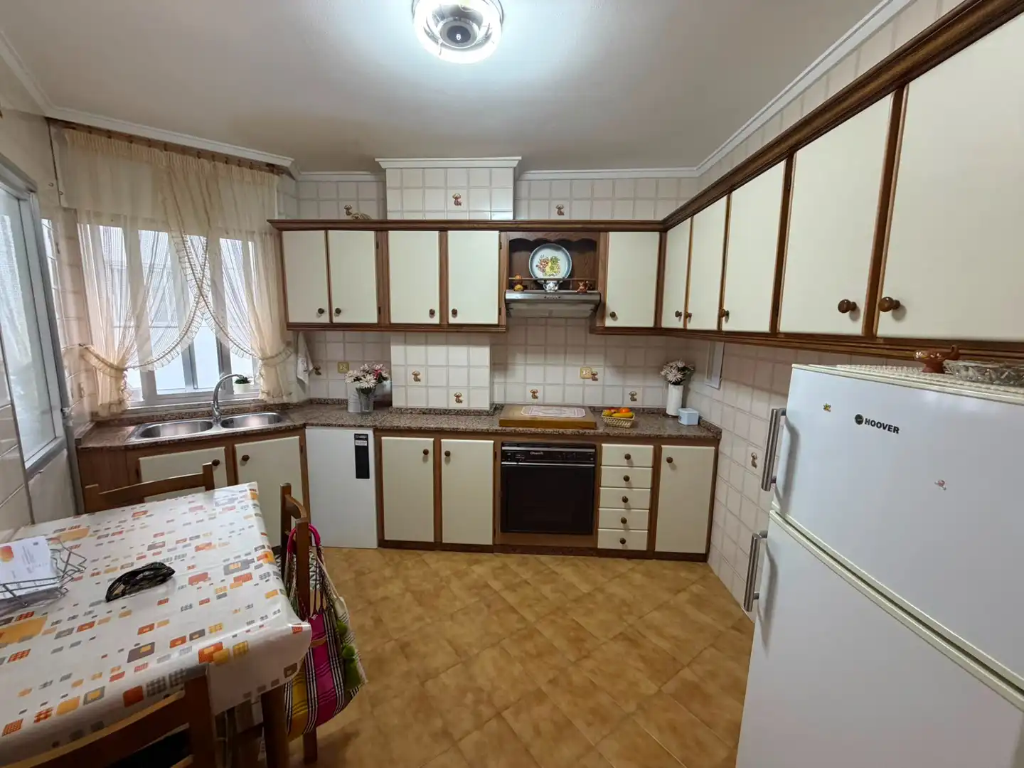 Kitchen of Flat for rent in Lugo  with Heating, Furnished and Oven