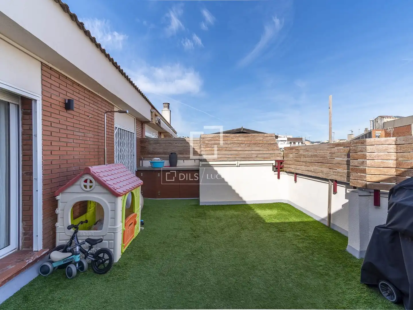 Terrasse von Dachboden zum Verkauf in Barcelona mit Klimaanlage, Heizung und Terrasse