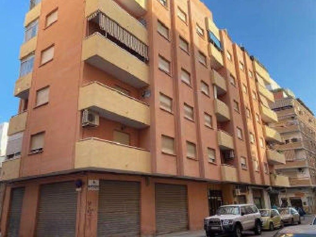 Flat for sale in C/ Isabel, Torrubia del Castillo