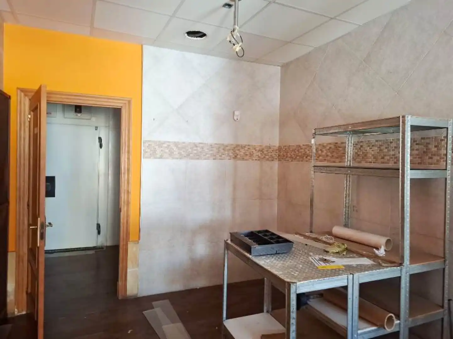 Local comercial de lloguer a Cabezón de la Sal - C/ MATILDE DE LA TORRE, imagen 3