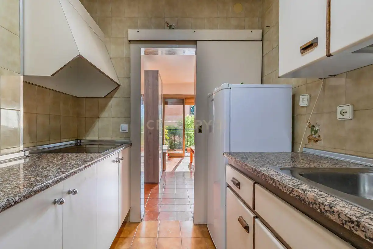 Cocina de Piso en venta en Nou Barris