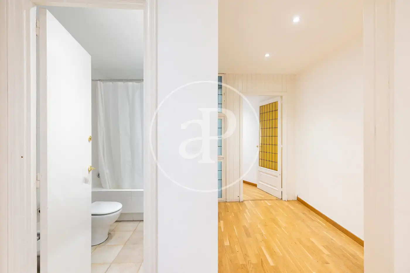 Piso con terraza en venta en C/ de Muntaner, imagen 30