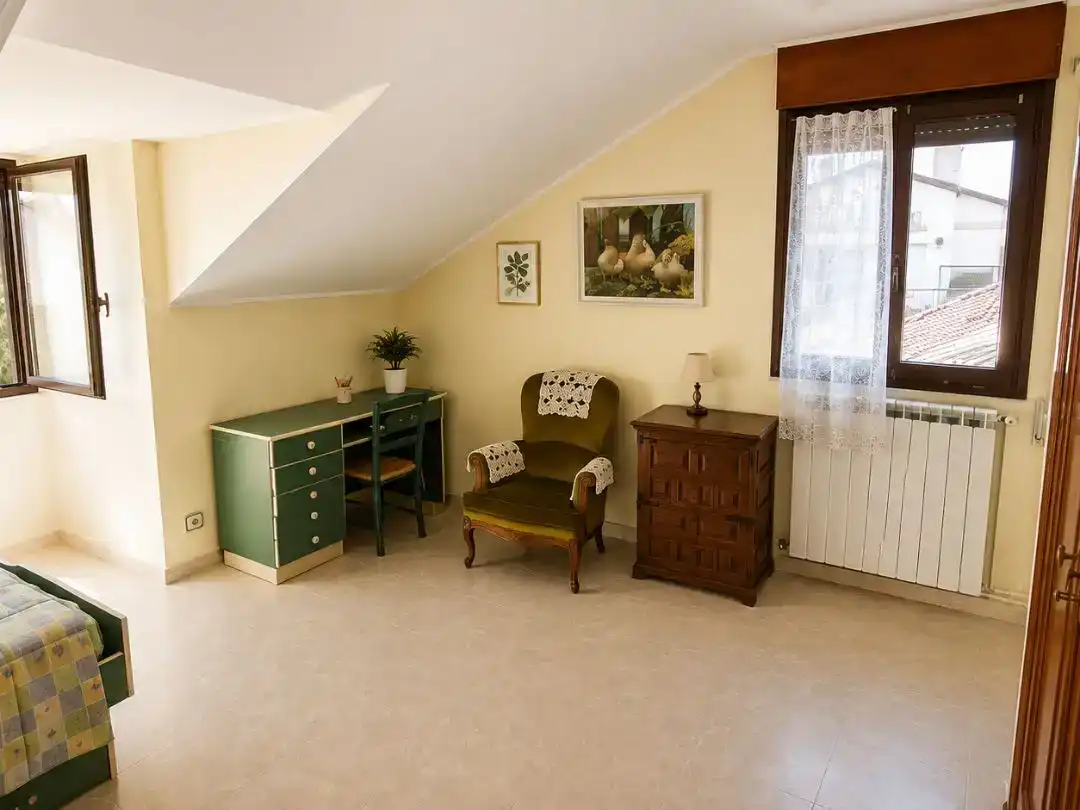 Sala d'estar de Pis en venda en Almuniente amb Balcó
