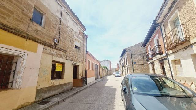 Casa-chalet en Venta en Torquemada