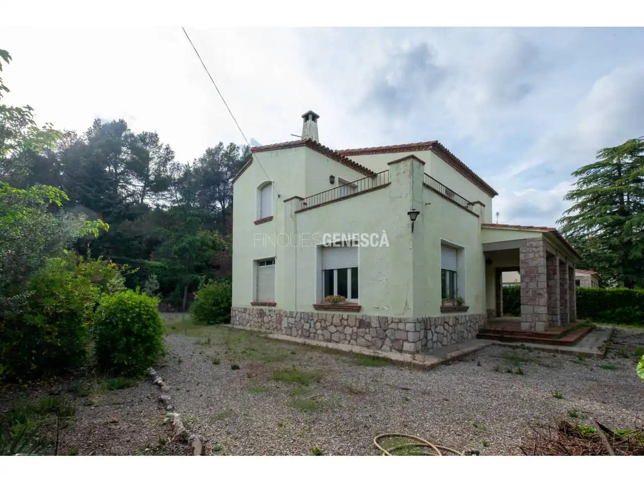 Vista exterior de Casa o xalet en venda en Matadepera amb Jardí privat i Terrassa