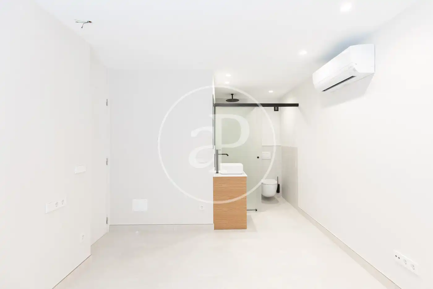 Badezimmer von Wohnung zum Verkauf in Andratx mit Klimaanlage, Heizung und Privatgarten