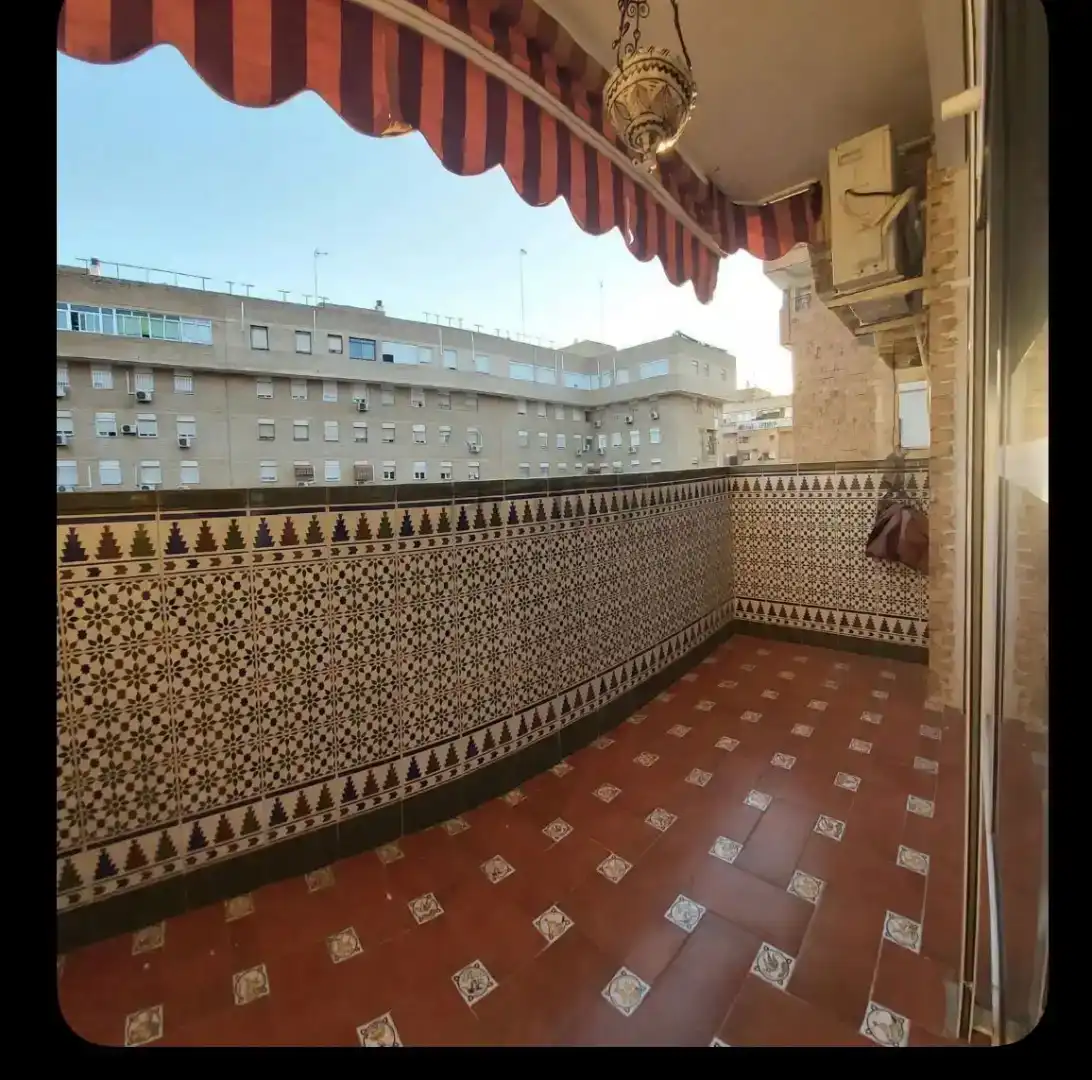 Terrassa de Pis en venda en  Sevilla Capital amb Aire condicionat