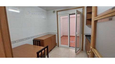 Foto 3 de Piso en venta en Rua Enrique Vidal Abascal, Lalín, Pontevedra