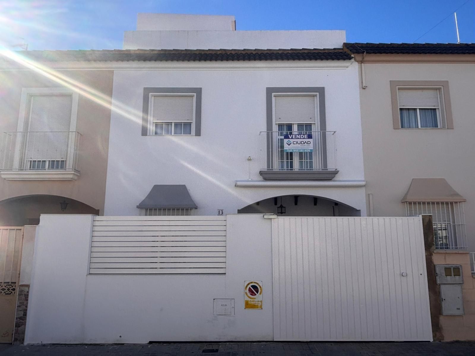 House or chalet for sale in Calle GIRALDA