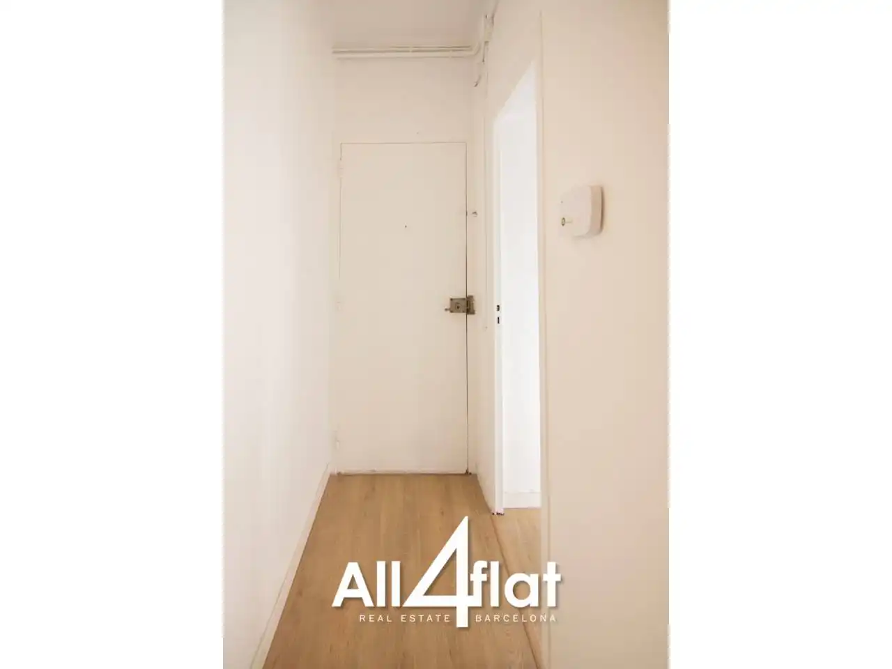 Piso de alquiler en L'Hospitalet de Llobregat con Amueblado