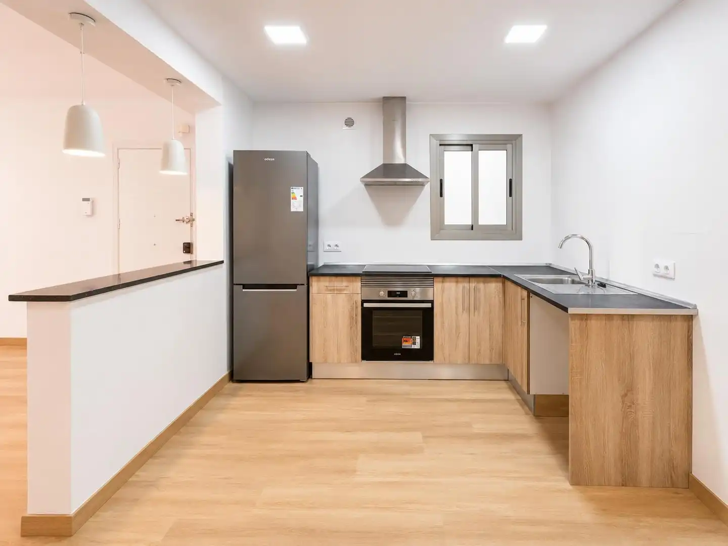 Cocina de Piso de alquiler en  Palma de Mallorca con Balcón y Alarma