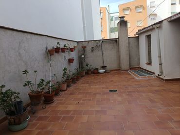 Piso con balcón en venta en Plaza Palacio