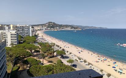 Vista exterior de Pis en venda en Blanes amb Terrassa i Balcó