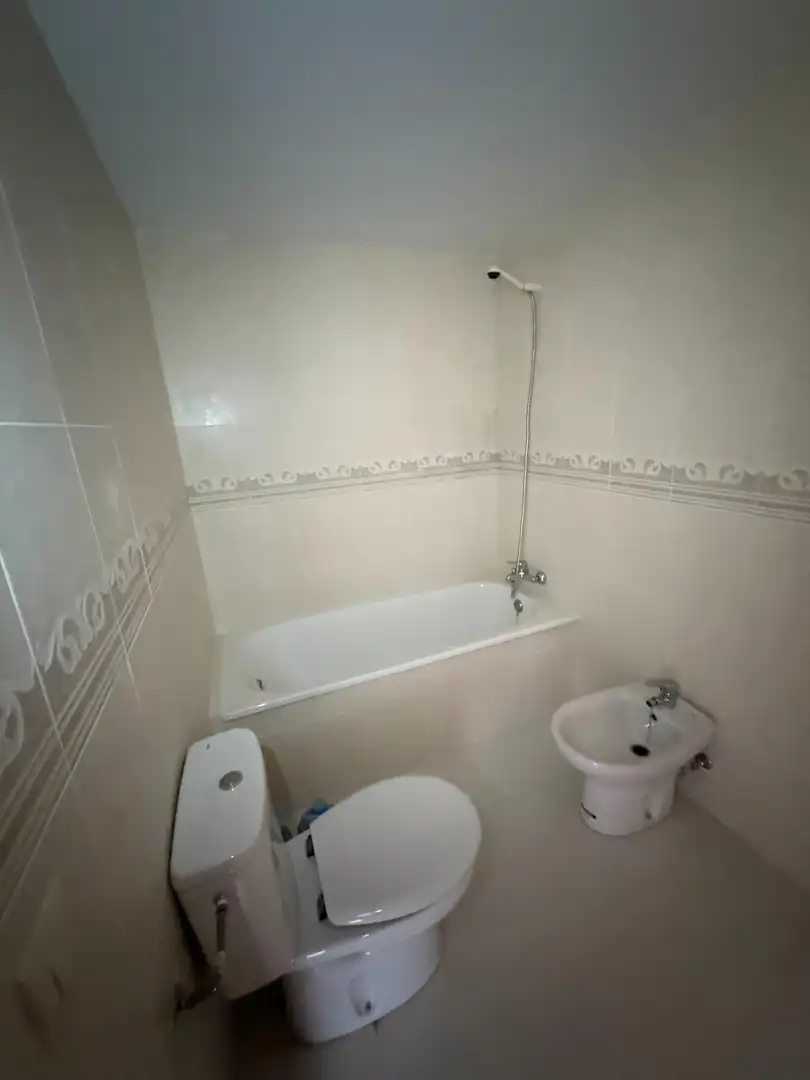 Baño de Piso en venta en Pinseque con Balcón