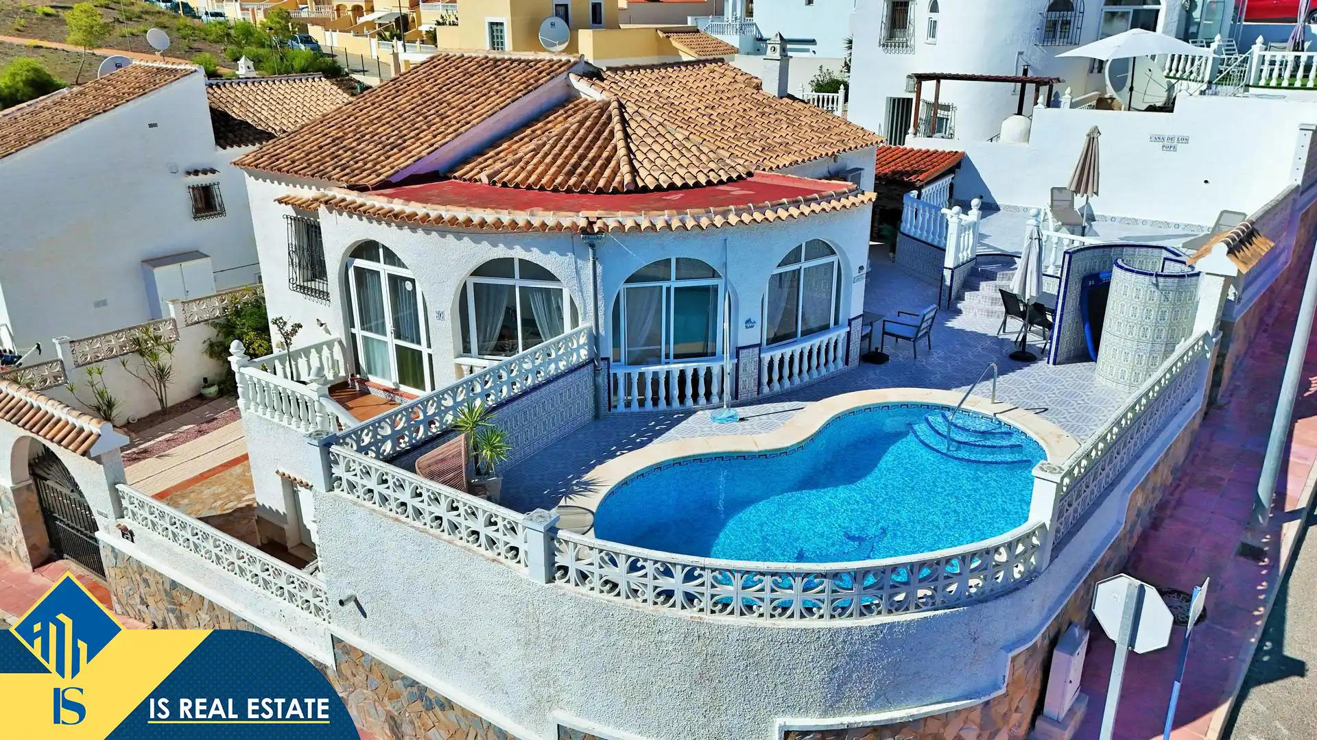 Villa avec piscine à vendre à Orihuela Costa