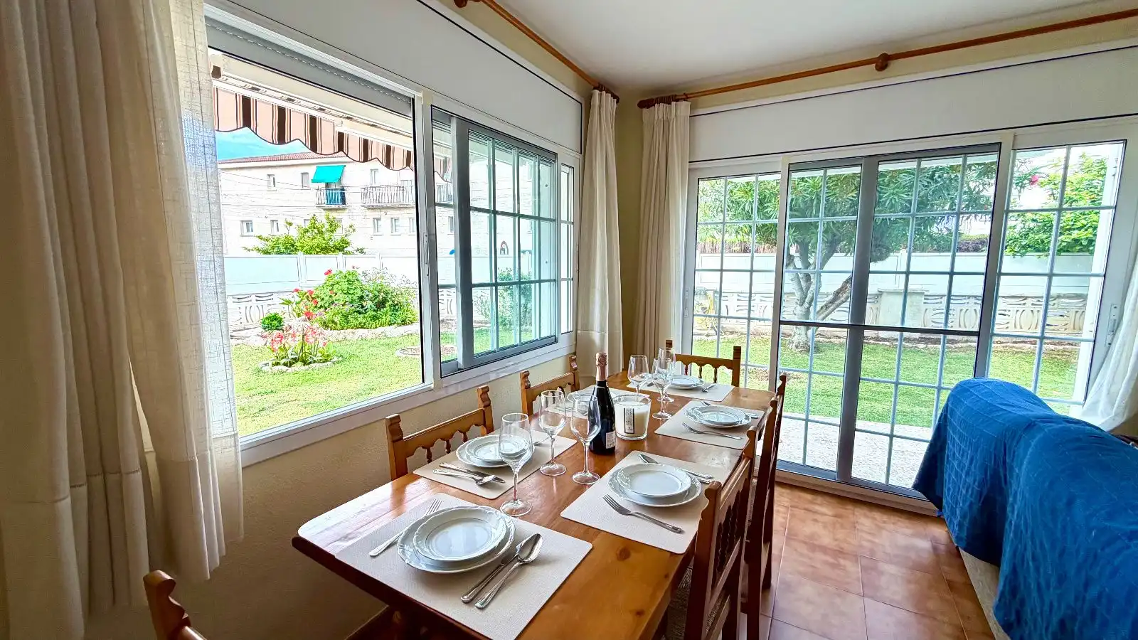 Comedor de Casa o chalet en venta en Cunit con Aire acondicionado, Calefacción y Jardín privado