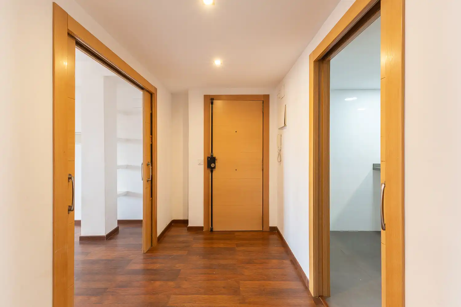 Flat for rent in Valencia  with Air Conditioner, Heating and Parquet flooring