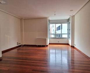 Sala d'estar de Apartament de lloguer en A Coruña Capital  amb Calefacció, Terrassa i Traster