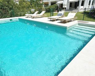 Swimming pool of House or chalet to rent in Sotogrande  with Air Conditioner, Terrace and Swimming Pool