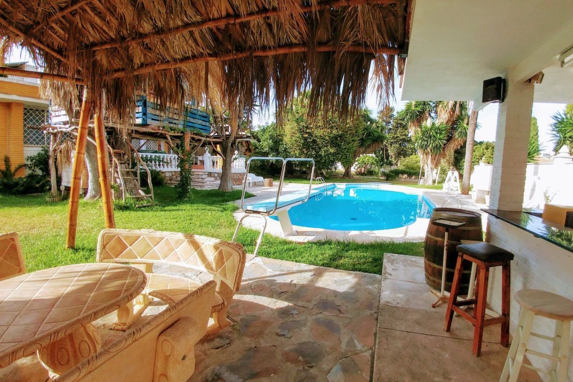 Garden of House or chalet for sale in Torremolinos  with Air Conditioner, Private garden and Parquet flooring