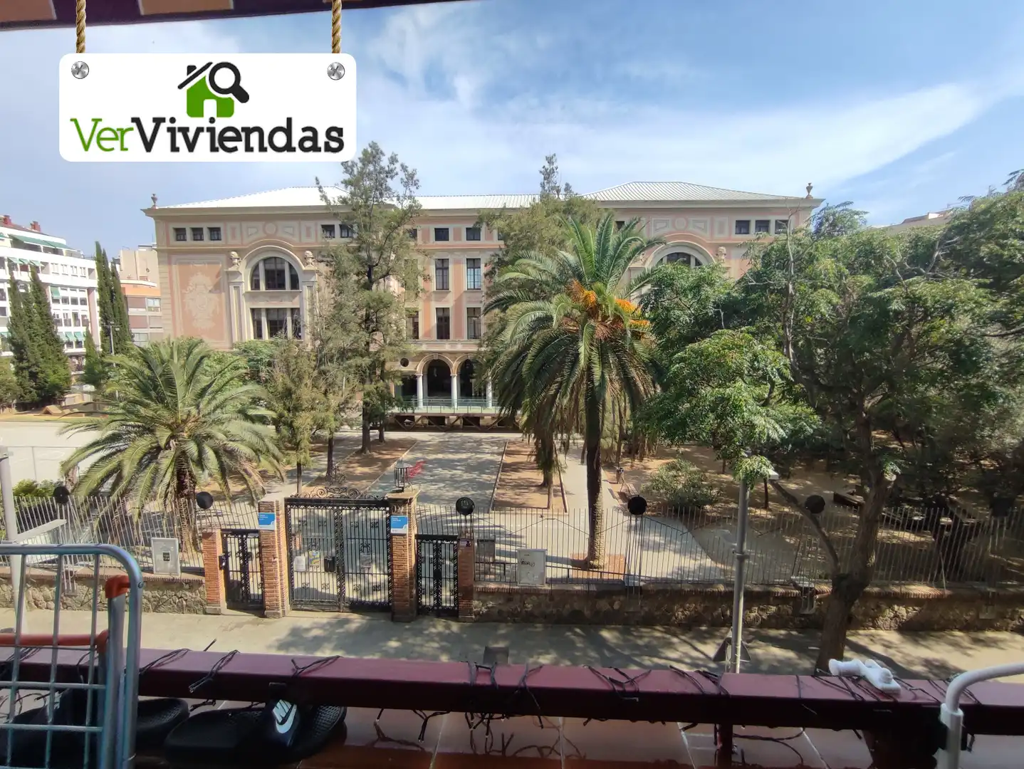 Vista exterior de Pis en venda en Barcelona amb Aire condicionat, Calefacció i Parquet