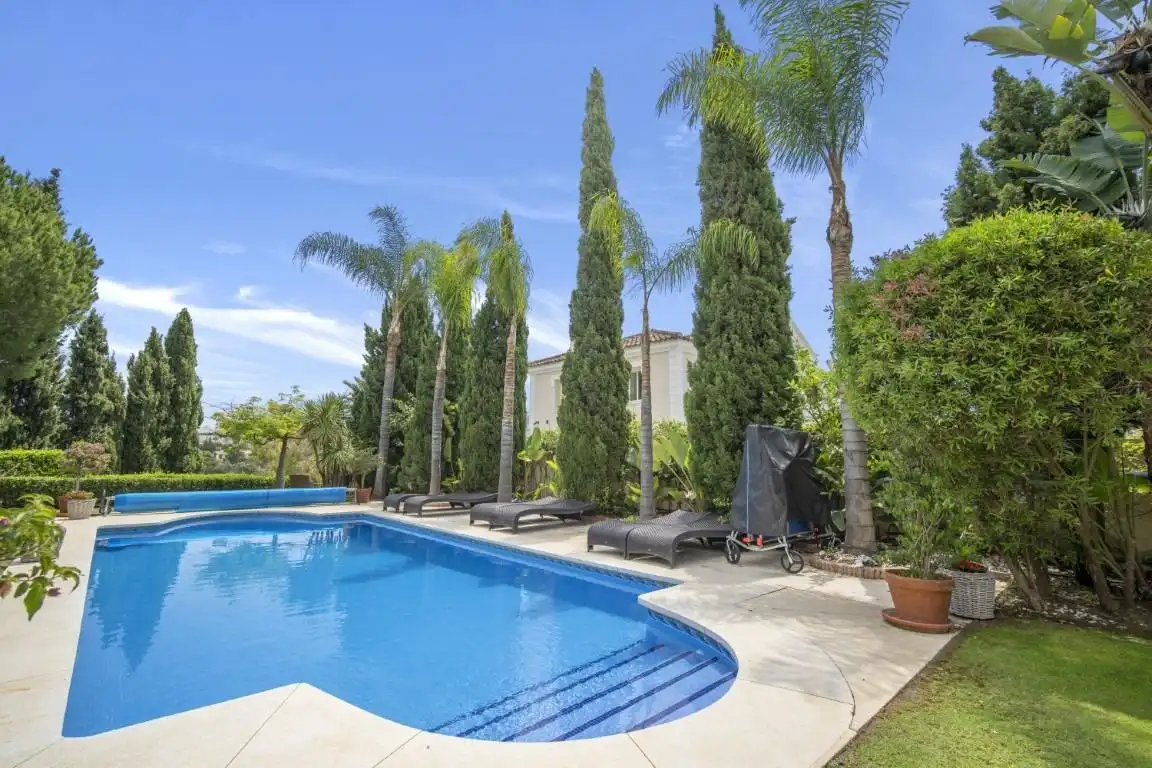 Xalet amb piscina en venda a San Pedro de Alcántara, imagen 6