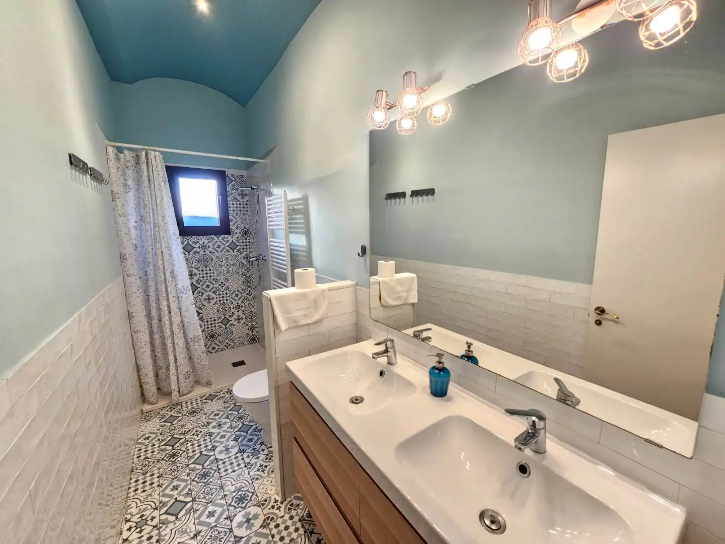 Casa con jardín en venta en Carrer Figueres 24, imagen 16