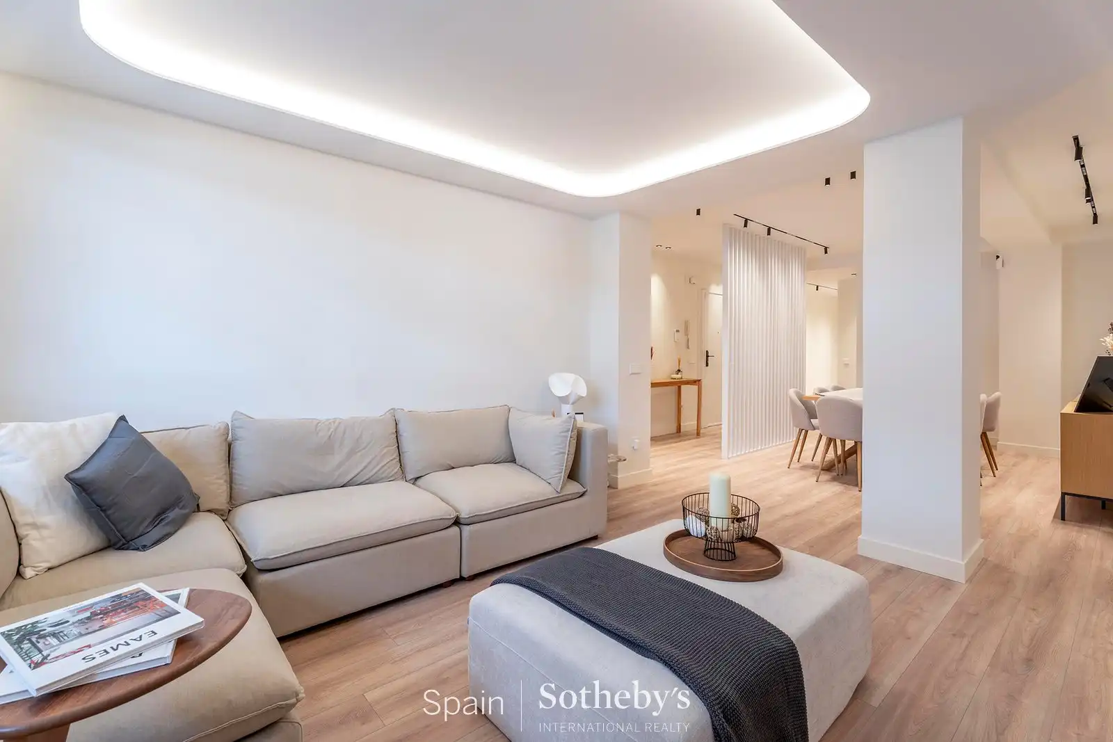 Apartamento con ascensor en venta en Calle de Meléndez Valdés, imagen 2