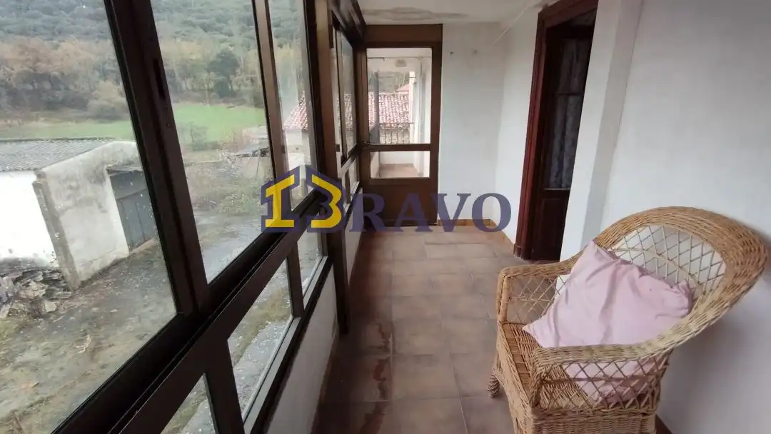 Terraza de Casa o chalet en venta en Merindad de Cuesta-Urria con Calefacción, Jardín privado y Amueblado