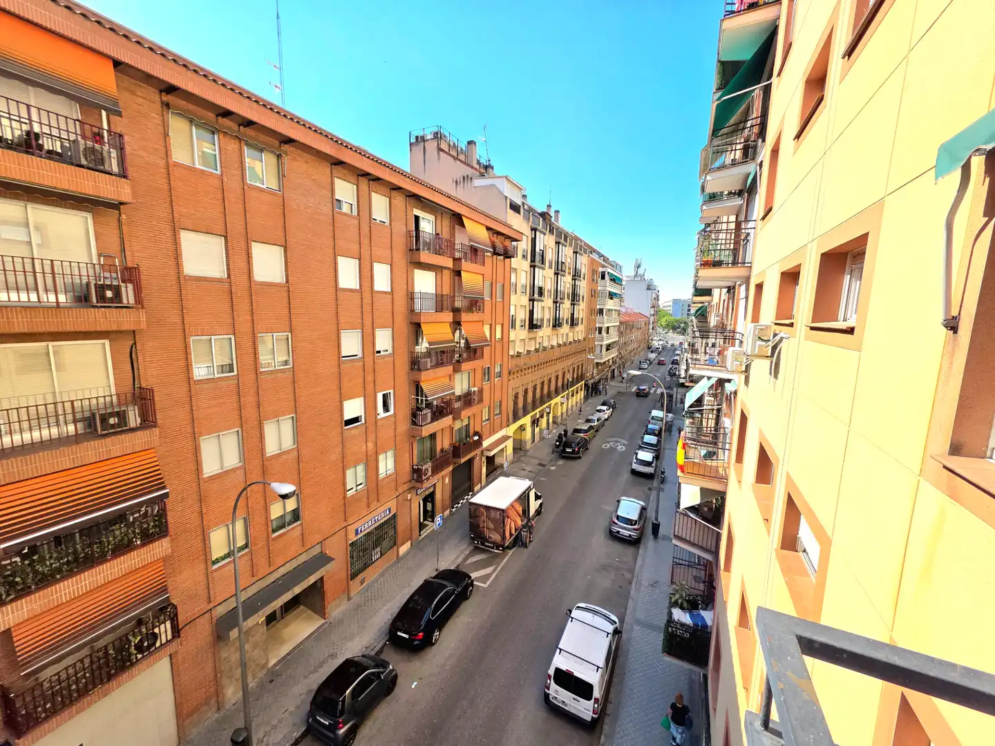Exterior view of Flat for sale in Madrid  with Air Conditioner, Heating and Parquet flooring