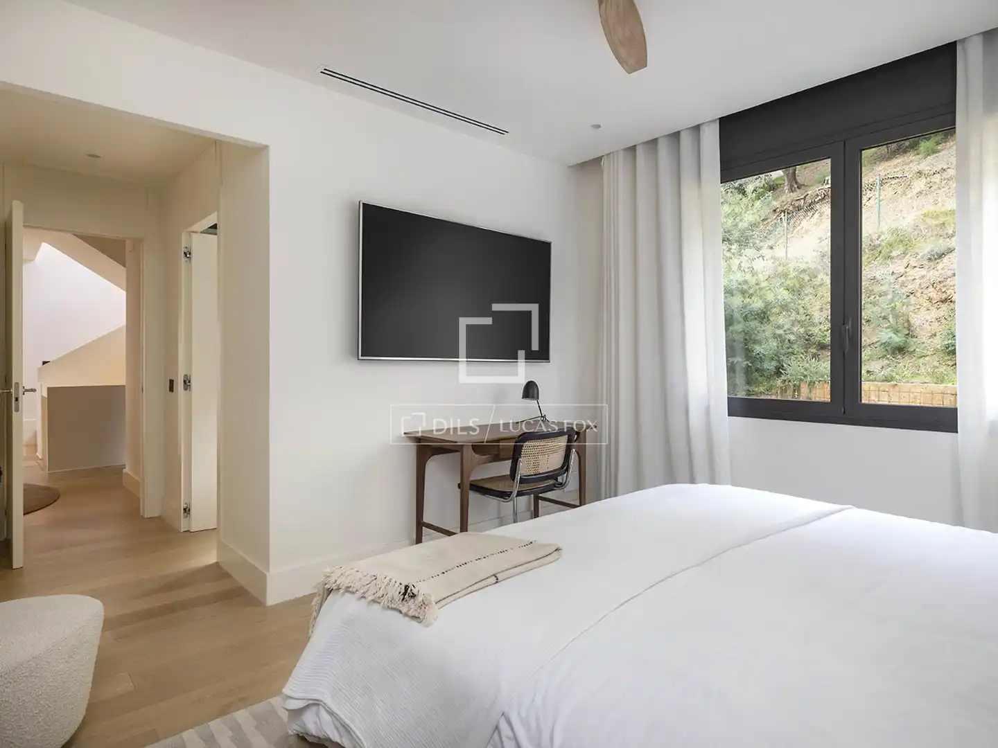 Habitación de Casa o chalet en venta en Barcelona con Aire acondicionado, Calefacción y Jardín privado