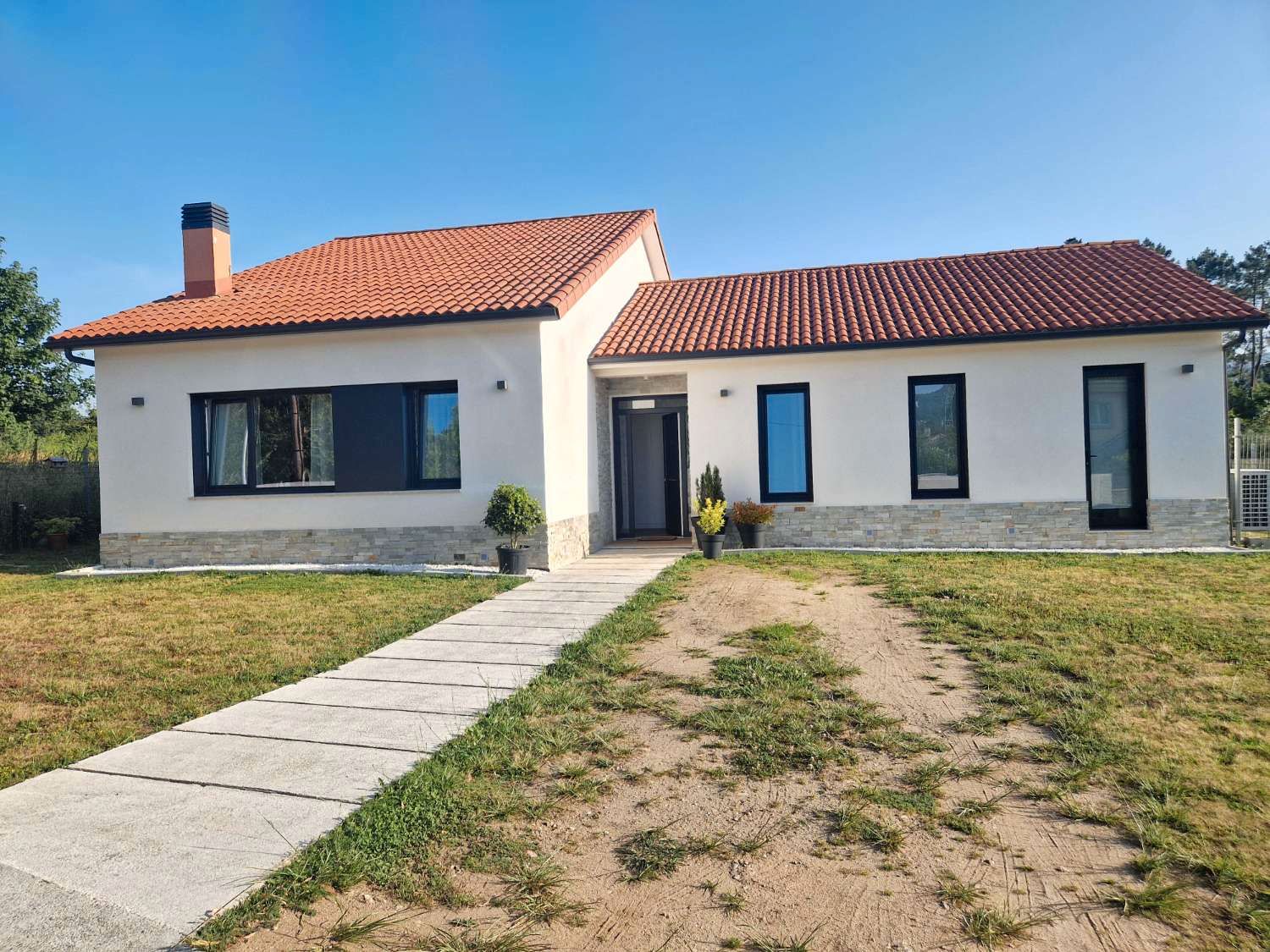 Exterior view of House or chalet for sale in Brión  with Heating, Terrace and Storage room