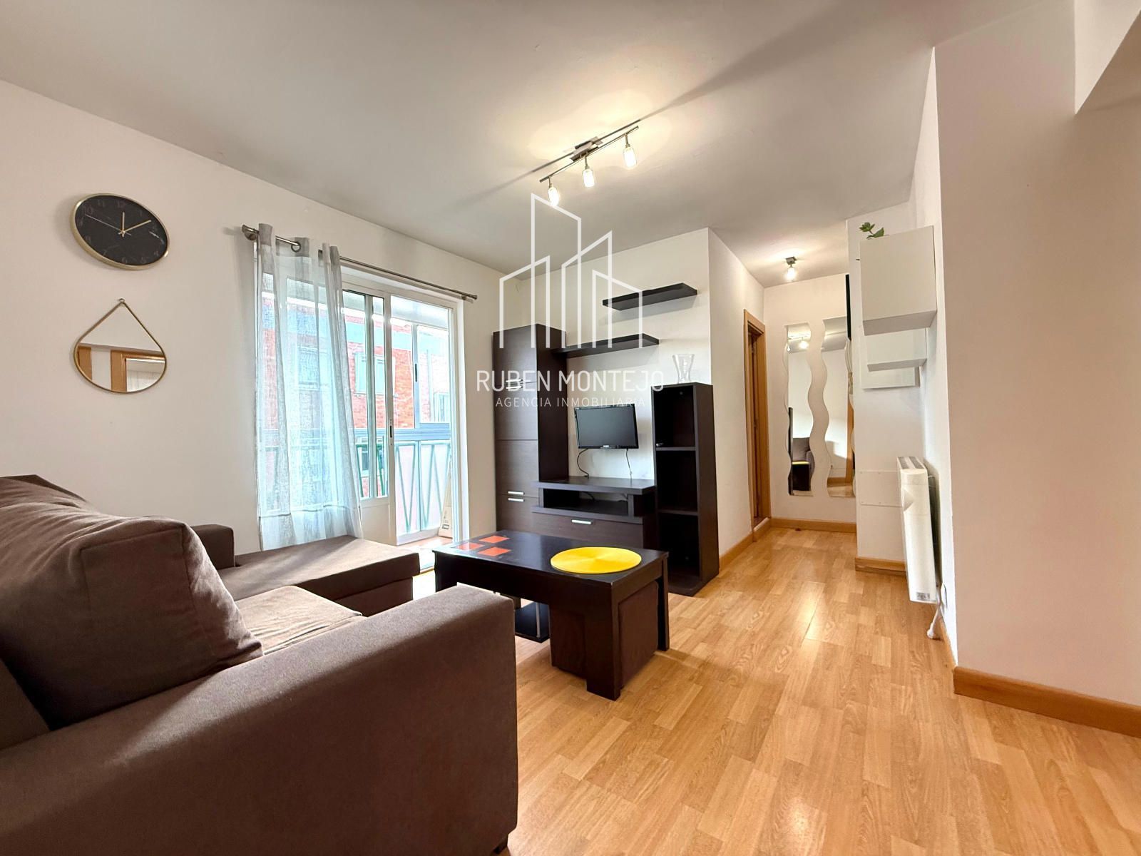 Sala d'estar de Pis en venda en Salamanca Capital amb Calefacció, Parquet i Terrassa