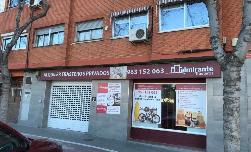 Box room to rent in Aldaia