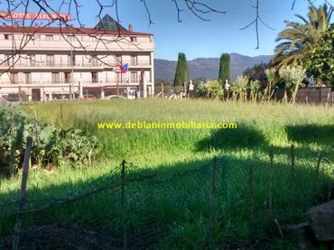 Terreno residenziale in vendita a Zona Guillarei