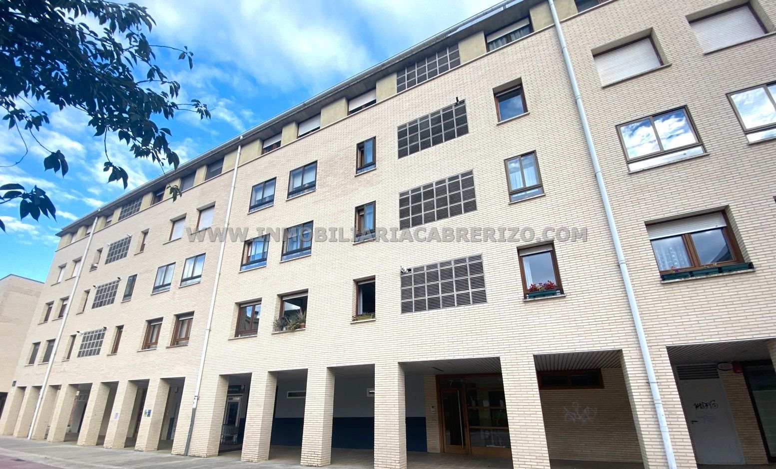 Exterior view of Flat for sale in Beriáin  with Heating, Parquet flooring and Oven