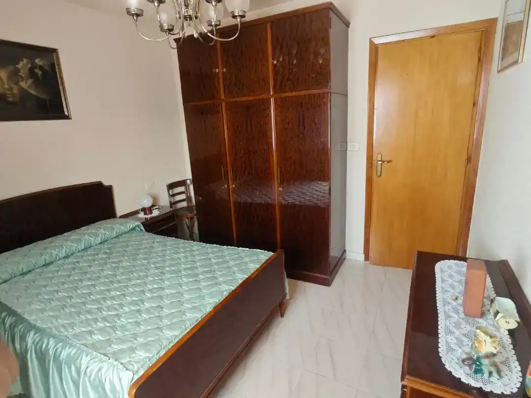 Dormitori de Casa adosada en venda en Valle de Losa