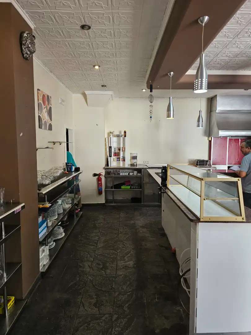 Local commercial à louer à Carrer de Sant Jaume Apòstol, imagen 4