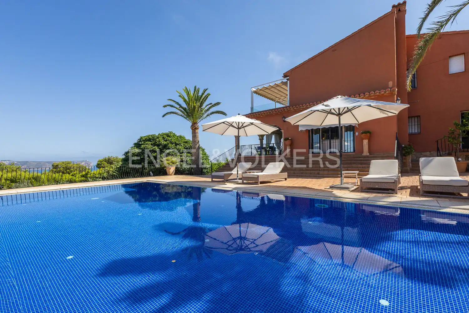 Terrasse von Haus oder Chalet zur Miete in Jávea / Xàbia mit Klimaanlage, Heizung und Privatgarten