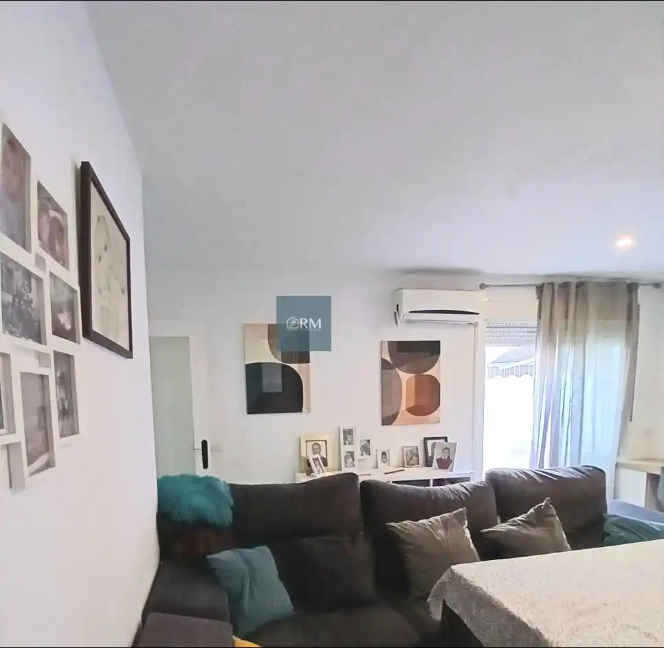 Living room of Ground floor for sale in Sanlúcar de Barrameda  with Air Conditioner and Storage room