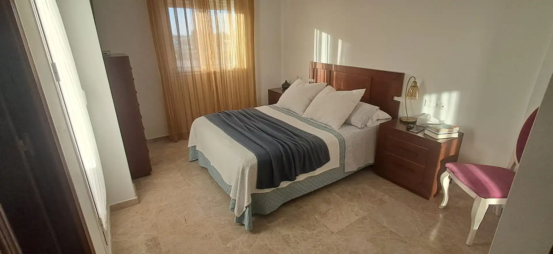 Schlafzimmer von Einfamilien-Reihenhaus zum Verkauf in Utrera mit Klimaanlage und Abstellraum