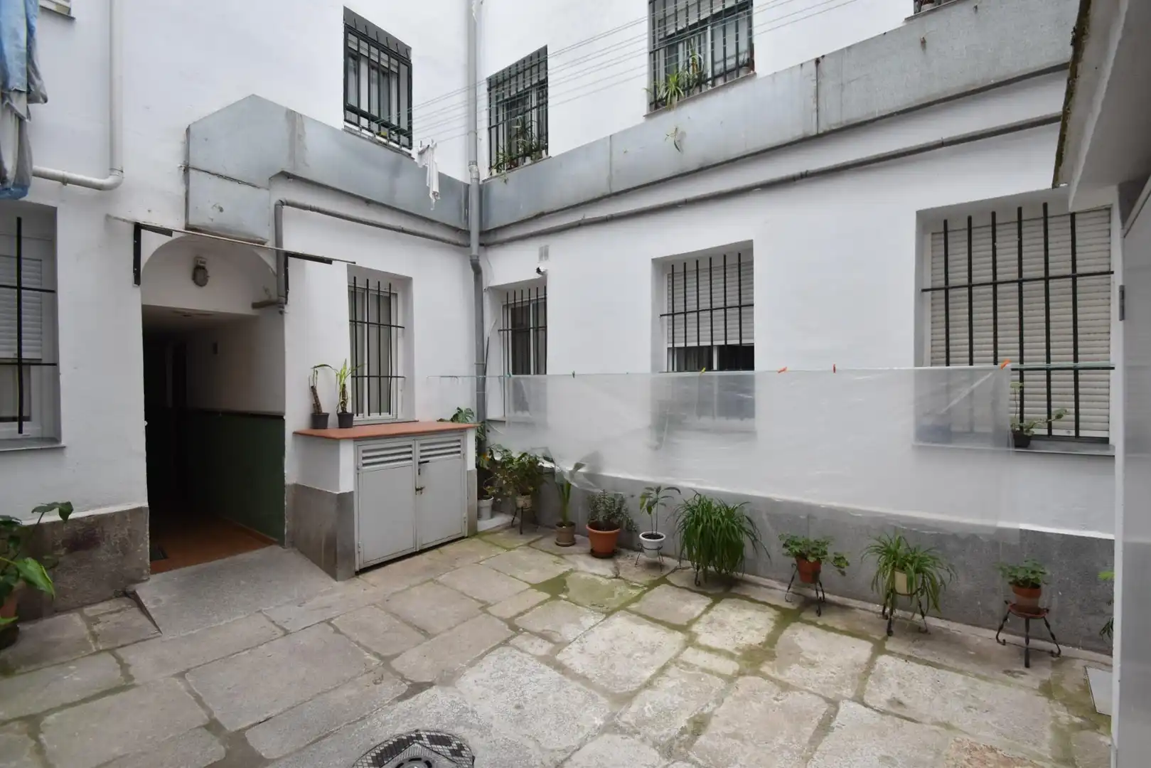 Vista exterior de Apartament en venda en Madrid amb Aire condicionat, Calefacció i Moblat