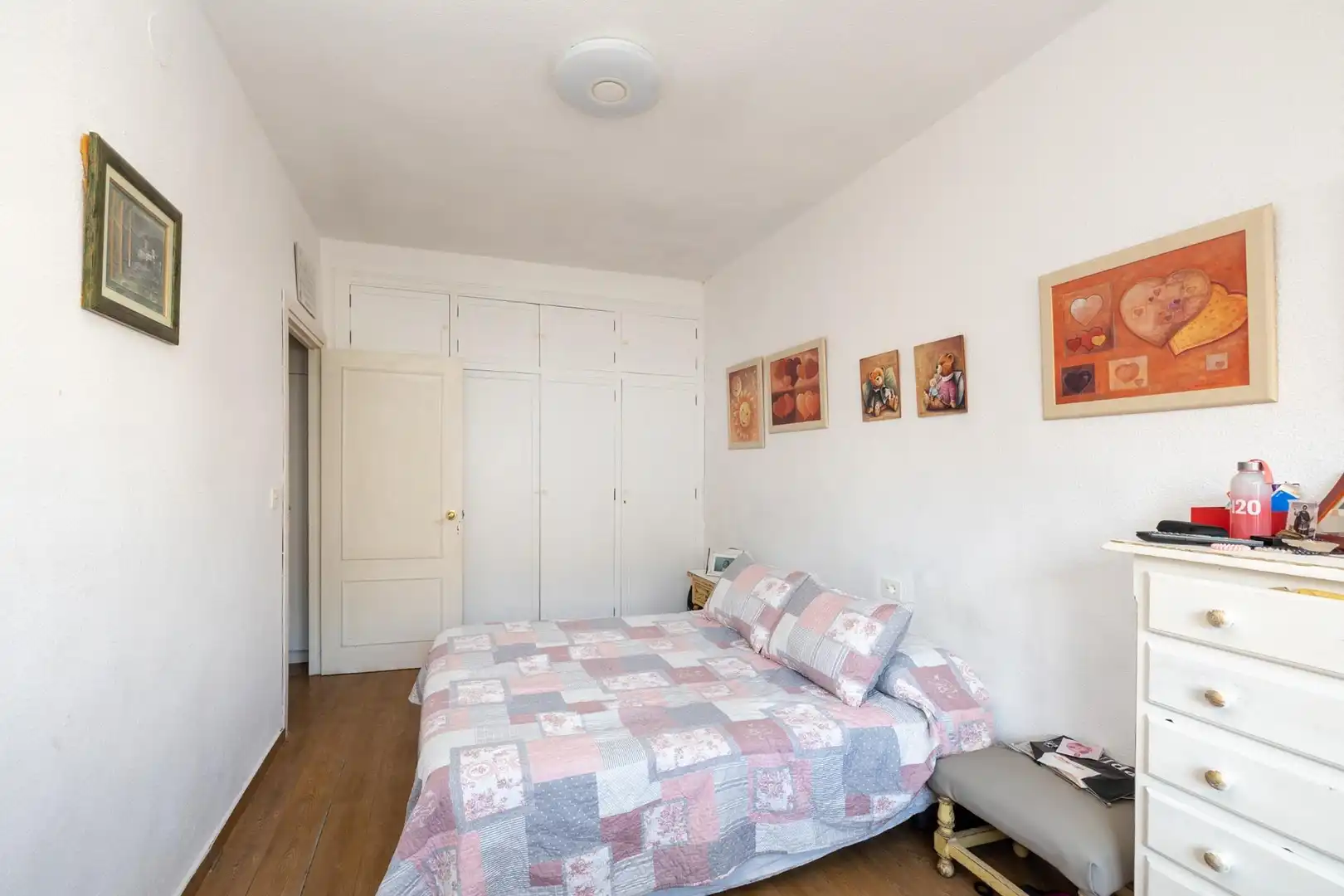 Dormitori de Casa o xalet en venda en  Granada Capital amb Terrassa
